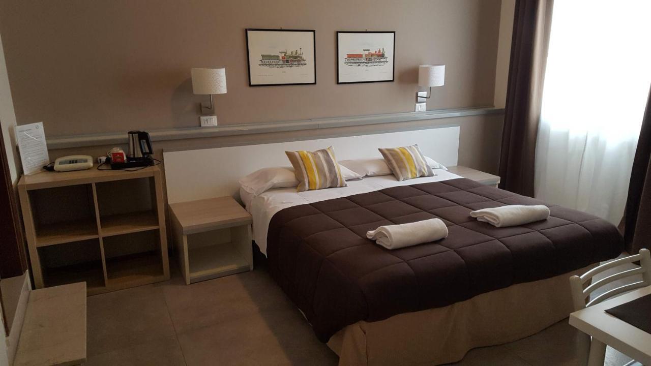 Hotel Arianna Iseo Exterior foto